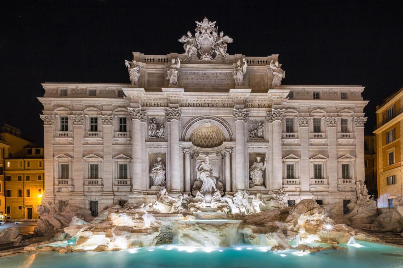 Heart Palace Fontana Di Trevi Rome Exterior photo